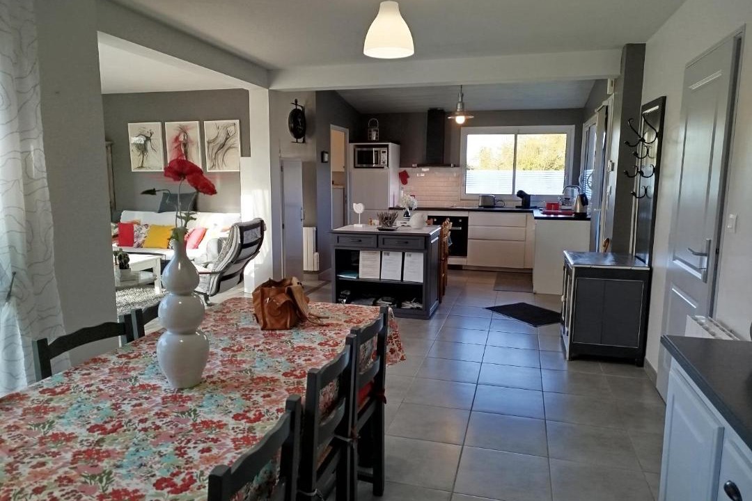 Photo of Kitchen in Dragey-Ronthon