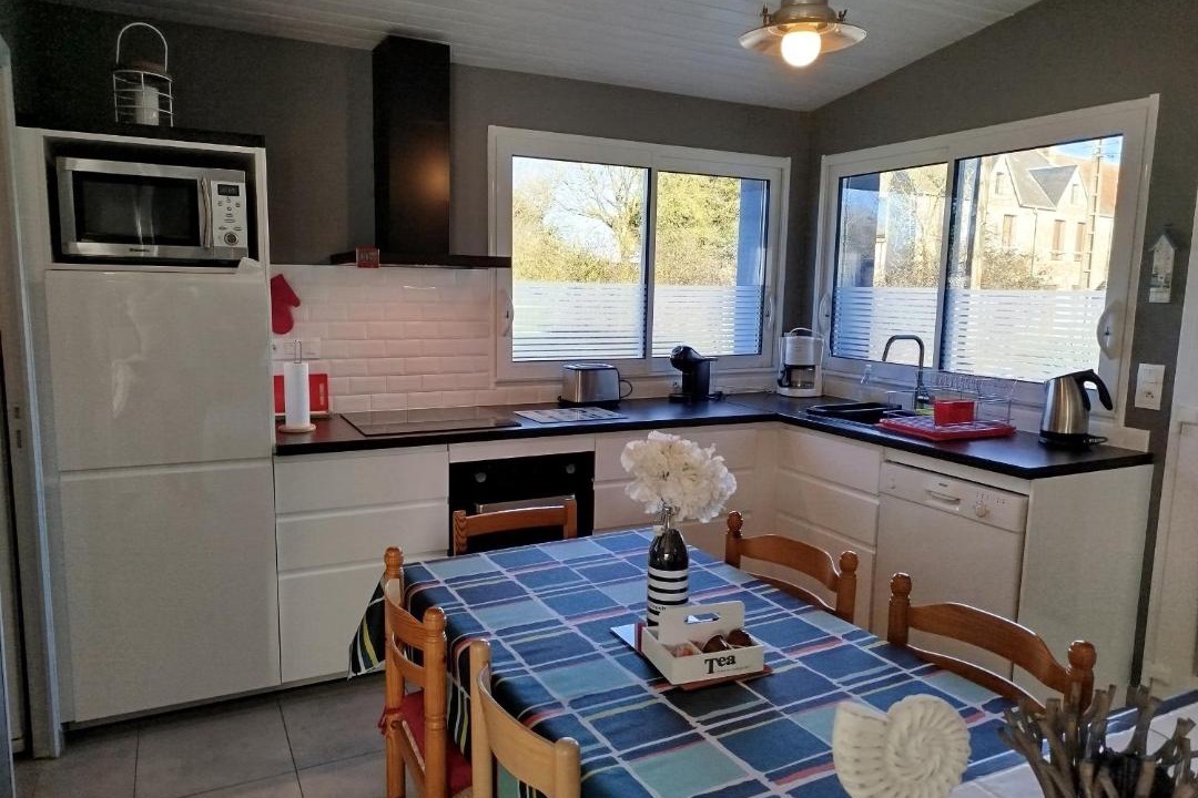 Photo of Kitchen in Dragey-Ronthon