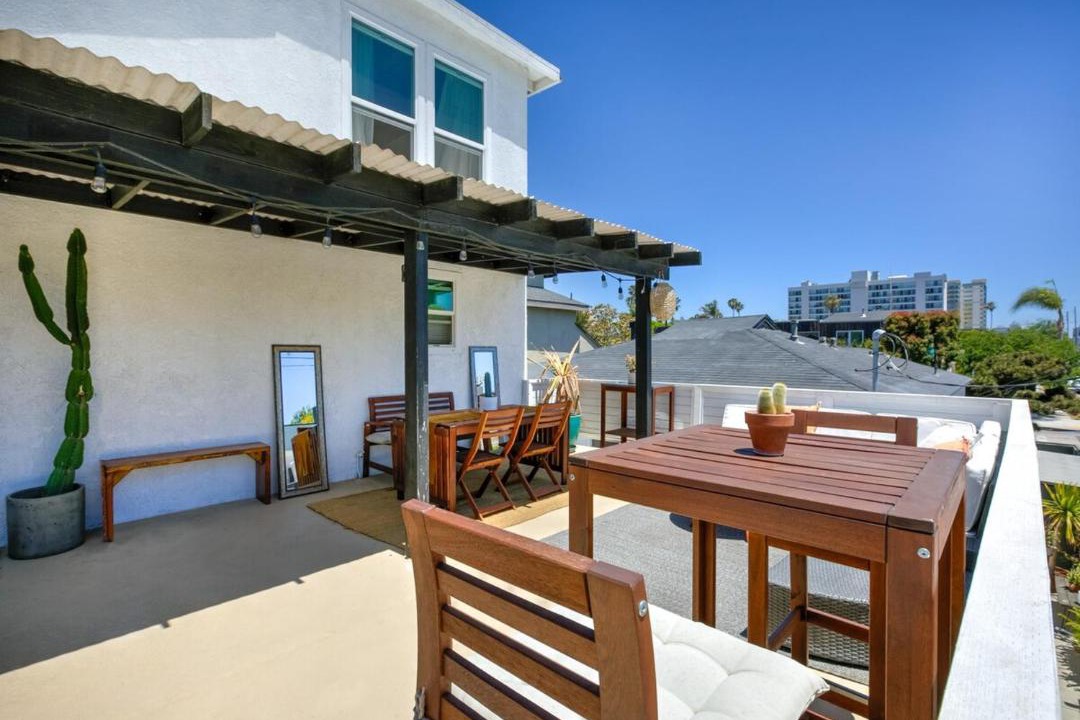 Photo of Patio Balcony in Venice Canals
