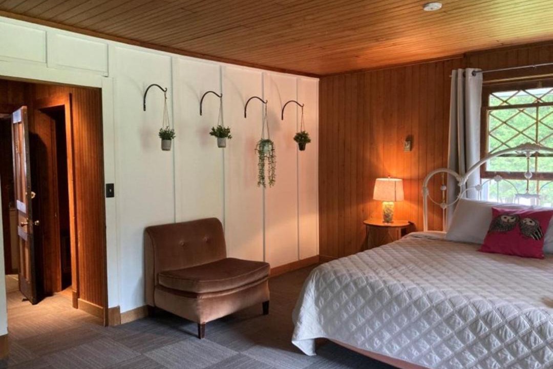 Photo of Bedroom in Pointe-au-Pic