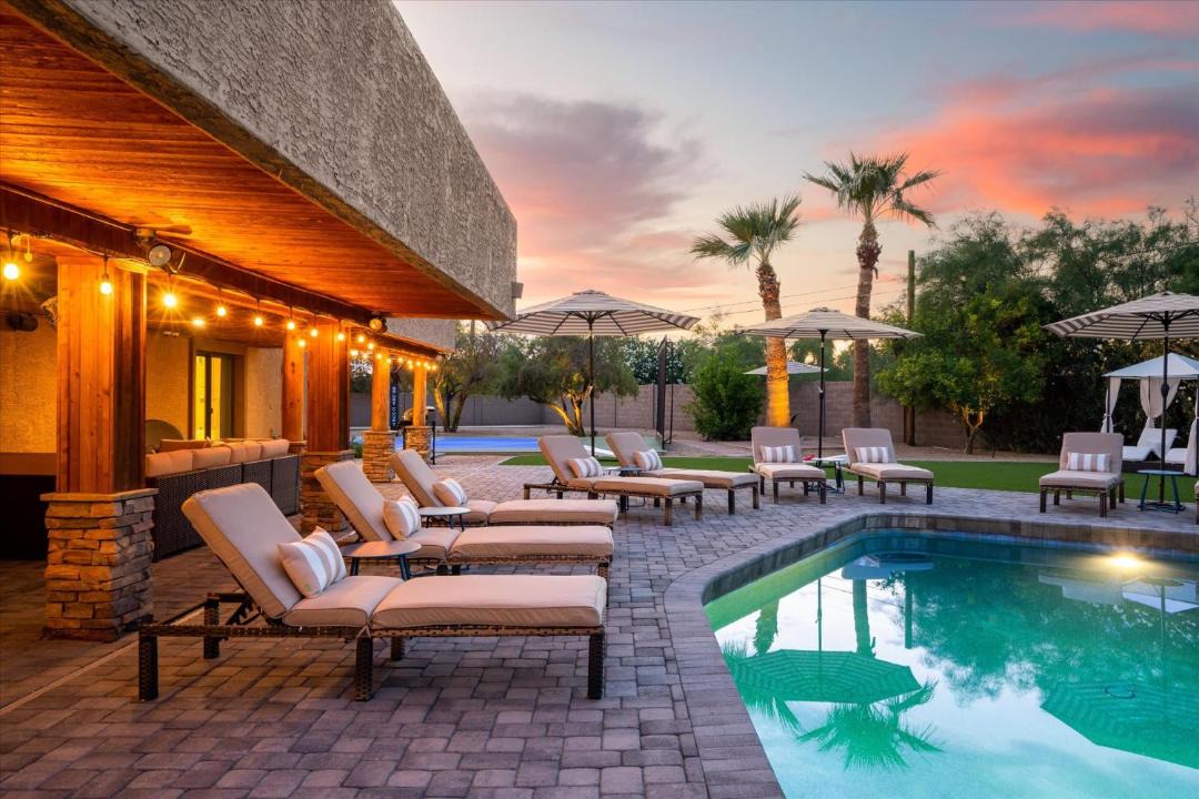Photo of Others in Paradise Valley Village