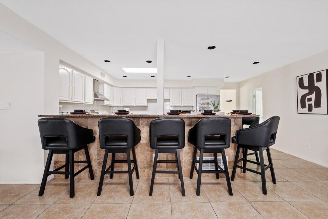 Photo of Others in Raskin Estates