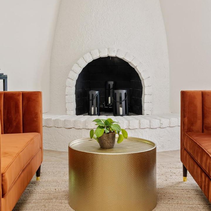 Photo of Livingroom in Raskin Estates