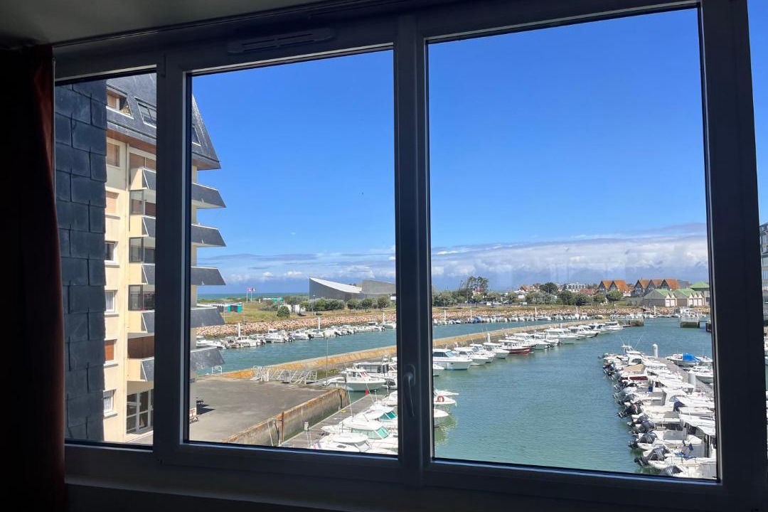 Photo of Others in Courseulles-sur-Mer