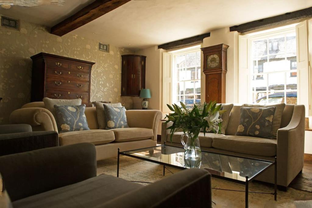 Photo of Livingroom in Towcester