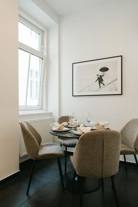 Photo of Others in Altlerchenfeld