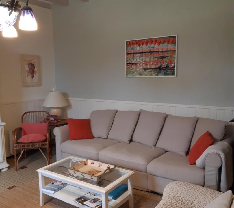 Photo of Livingroom in Saint-Macaire