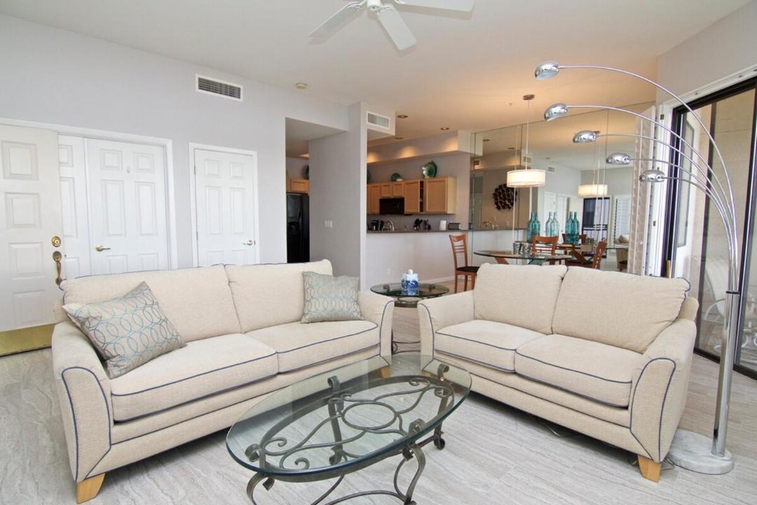 Photo of Livingroom in McCormick Ranch