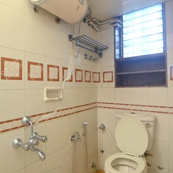 Photo of Bathroom in Prabhadevi