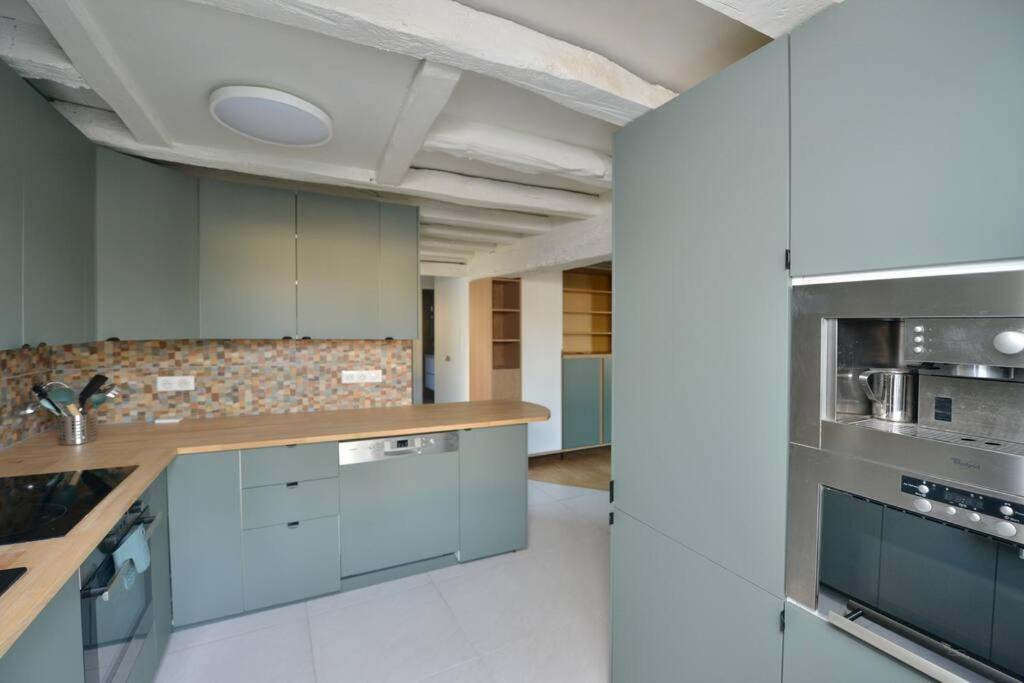 Photo of Kitchen in Nogent-le-Roi