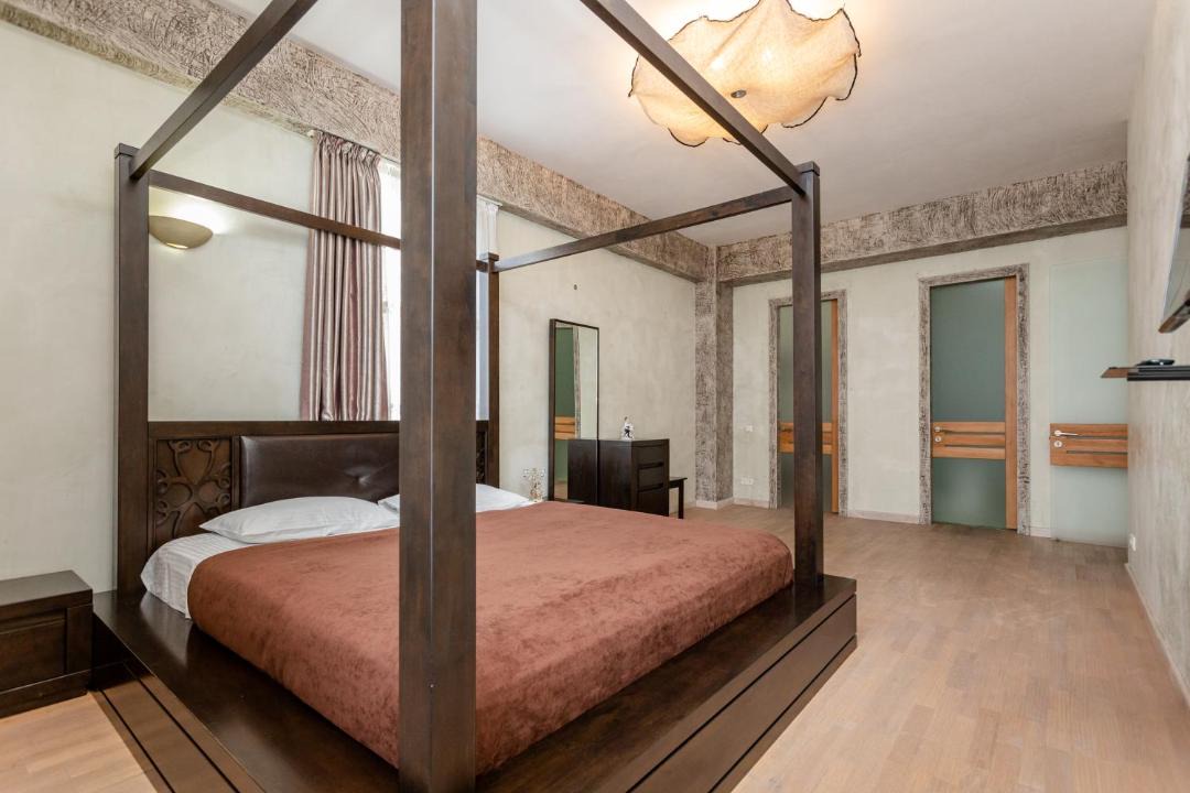 Photo of Bedroom in mtatsminda