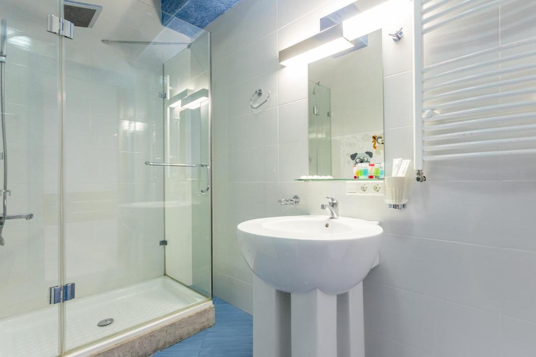 Photo of Bathroom in mtatsminda