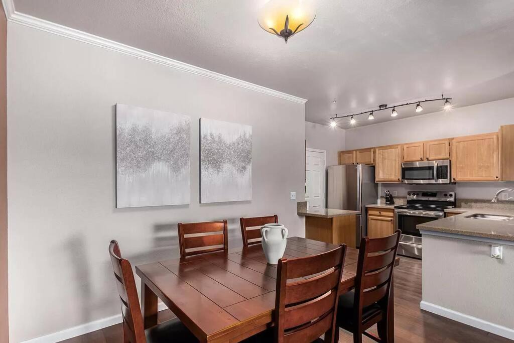 Photo of Kitchen in Camelback East