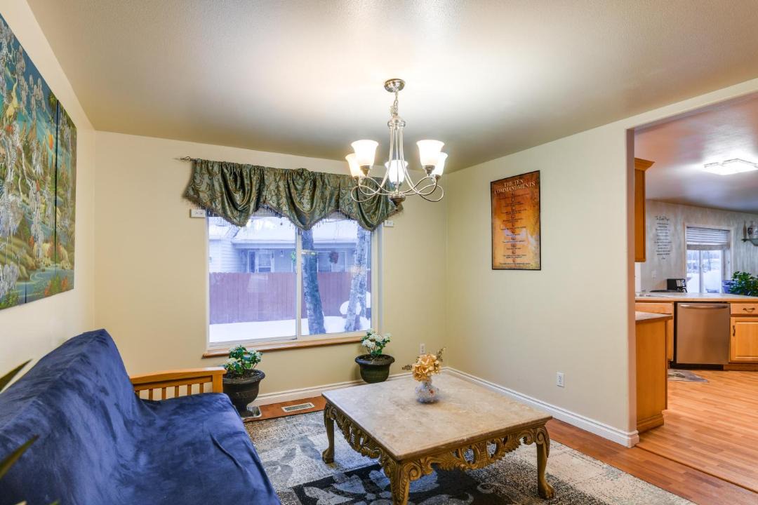 Photo of Livingroom in Bayshore - Klatt