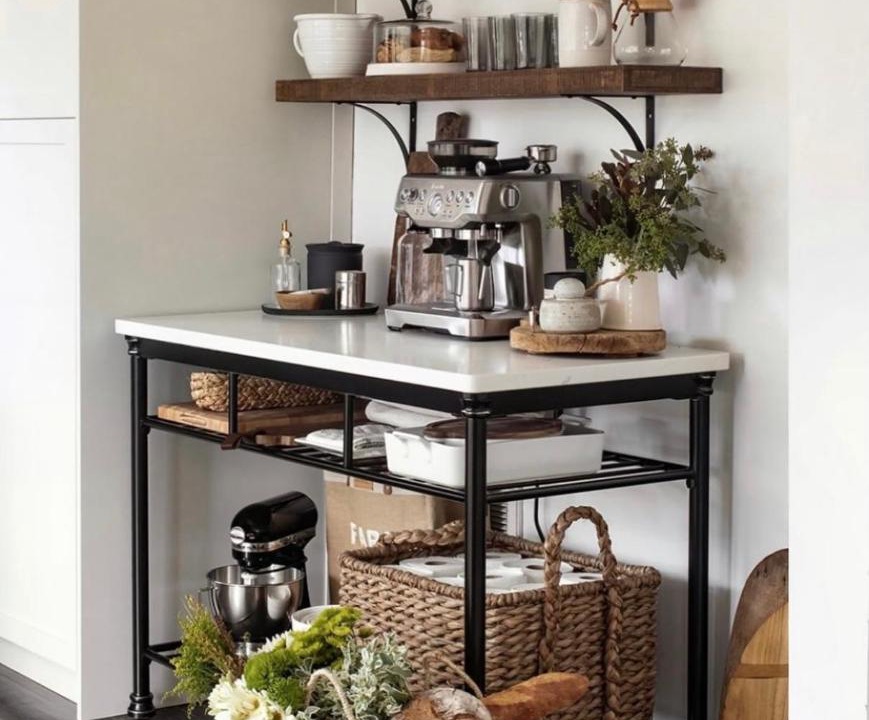 Photo of Kitchen in Woodland Hills