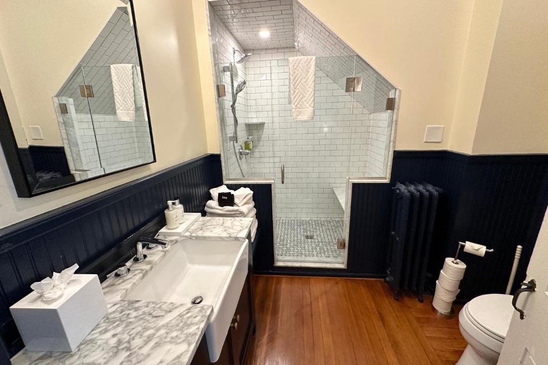 Photo of Bathroom in Historic Hill