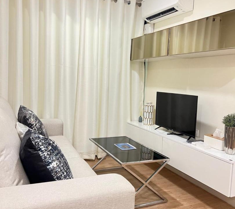 Photo of Livingroom in Bang Khun Thian