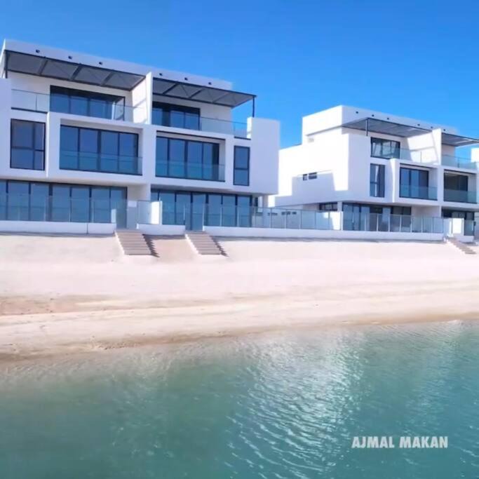 Photo of Buildings in Al Hamriya