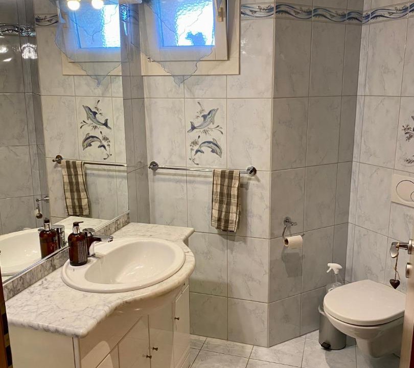Photo of Bathroom in La Tour-de-Treme