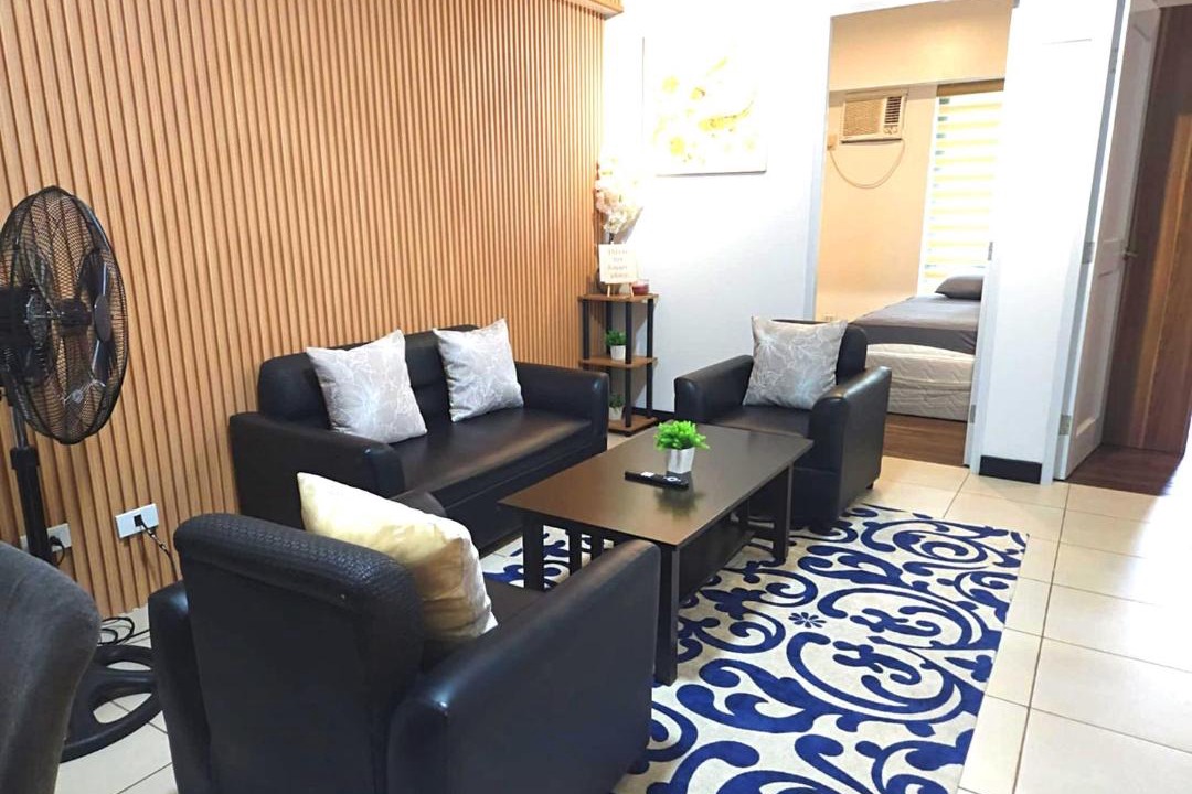 Photo of Livingroom in Highway Hills