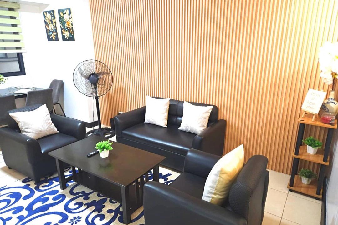 Photo of Livingroom in Highway Hills