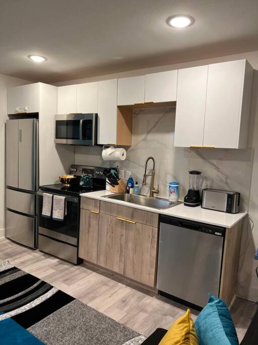 Photo of Kitchen in Peak's Suburban Addition