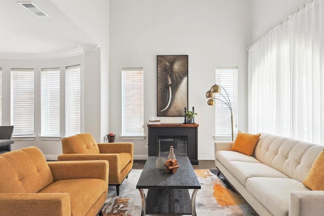 Photo of Livingroom in Irving