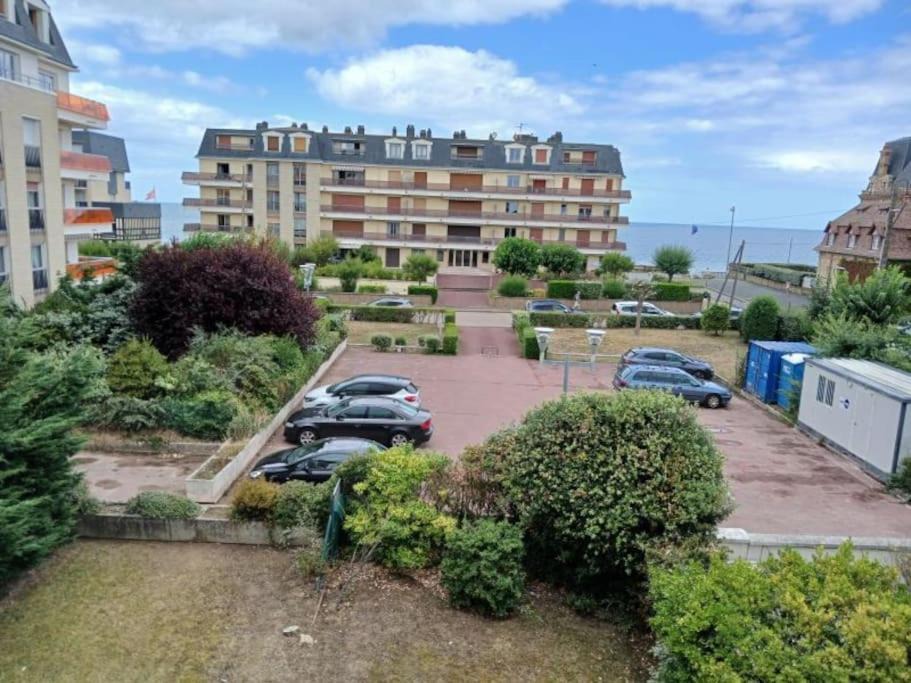 Photo of Others in Cabourg