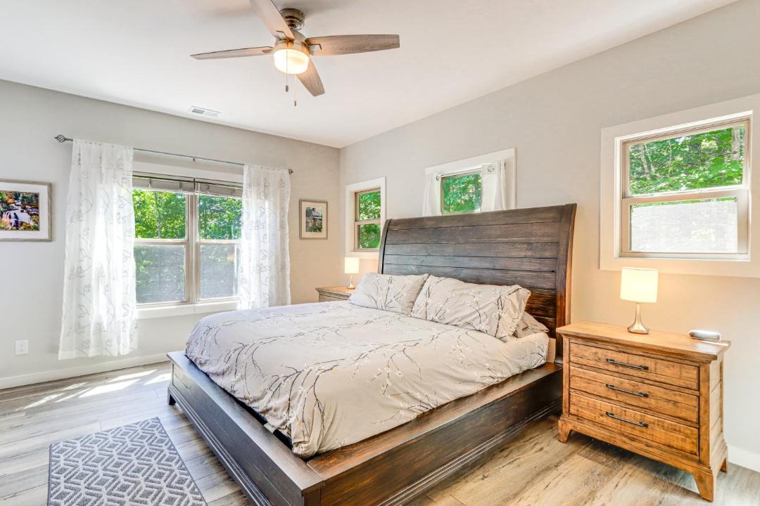 Photo of Bedroom in Tarheel