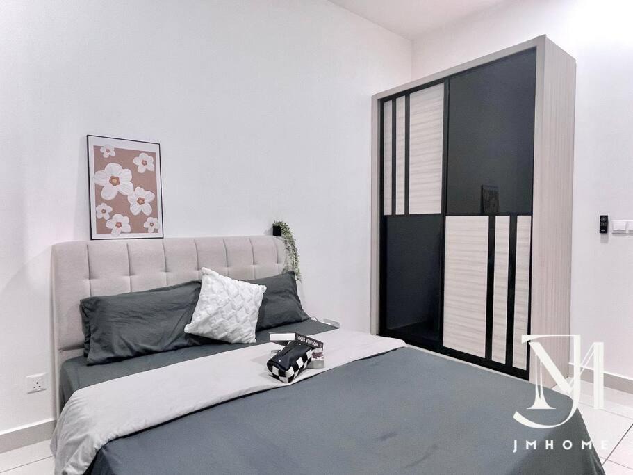 Photo of Bedroom in Kampung Bukit Dukong