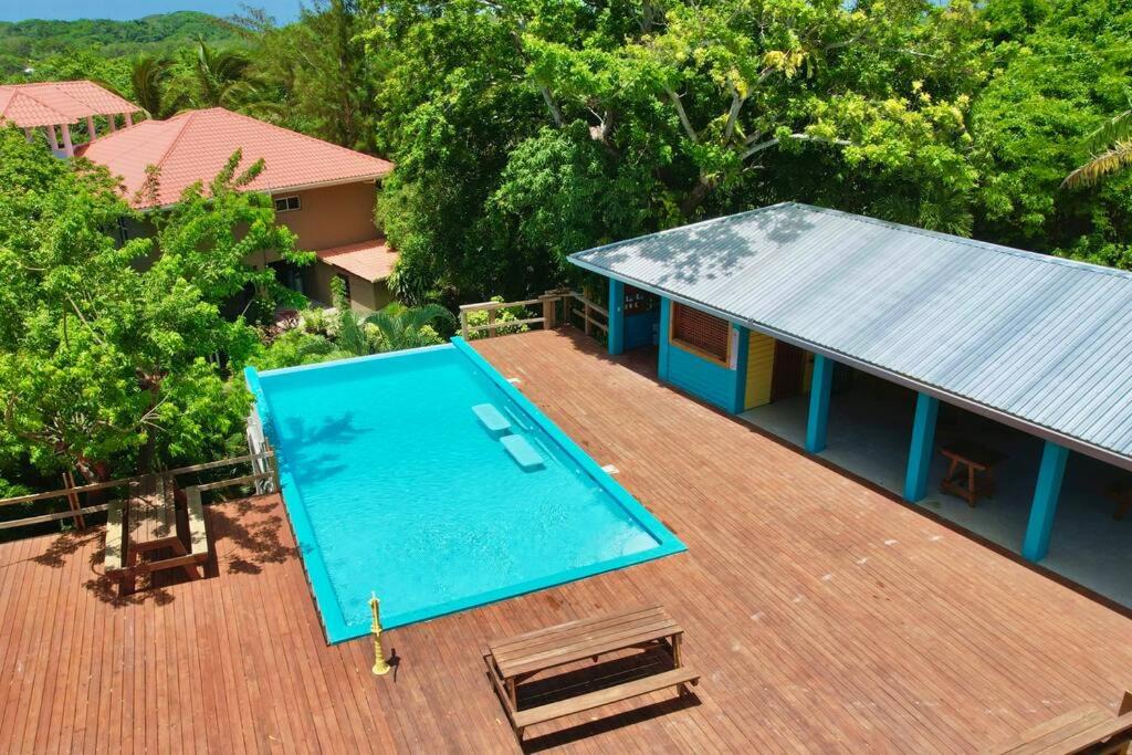 Photo of Others in Roatan