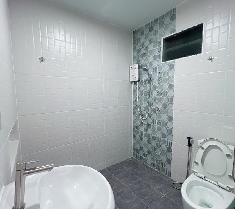 Photo of Bathroom in Nang Rong