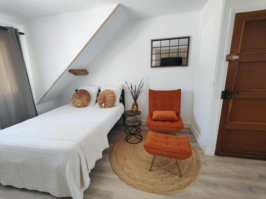 Photo of Bedroom in Chateaudun
