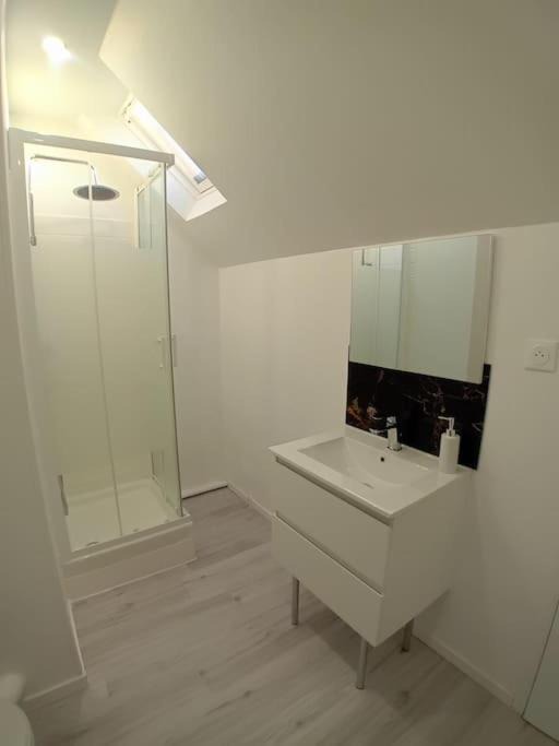 Photo of Bathroom in Chateaudun