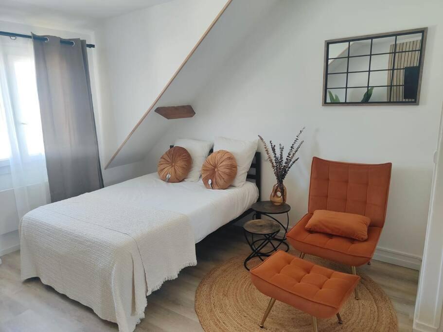 Photo of Bedroom in Chateaudun