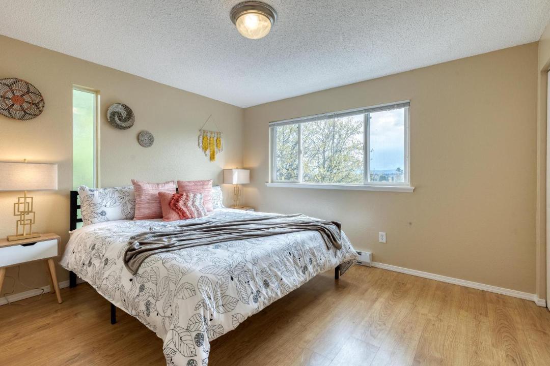 Photo of Bedroom in Highline