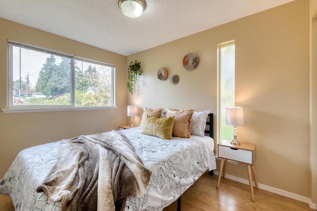 Photo of Bedroom in Highline