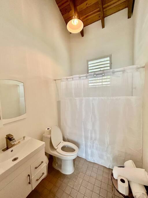 Photo of Bathroom in Isabel II
