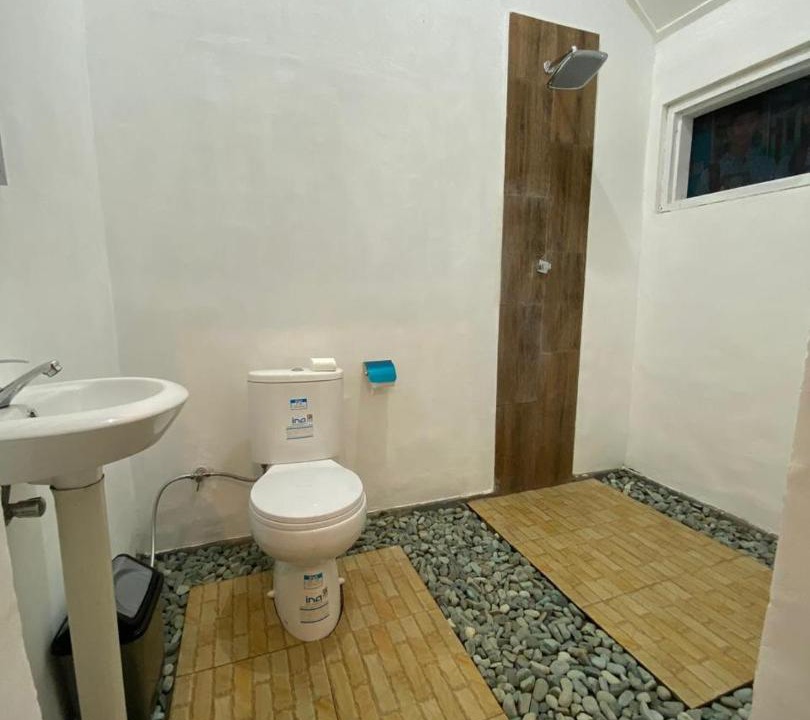 Photo of Bathroom in Kalipuro