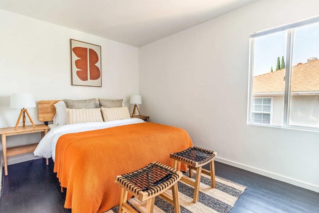 Photo of Bedroom in Bixby Knolls