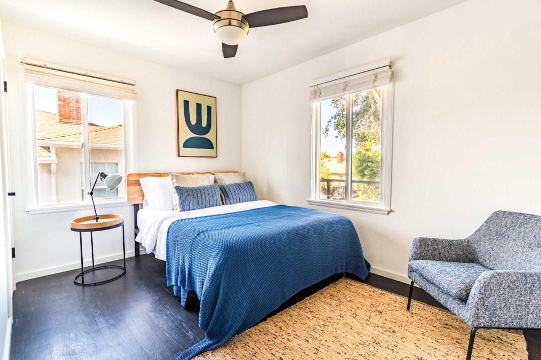 Photo of Bedroom in Bixby Knolls