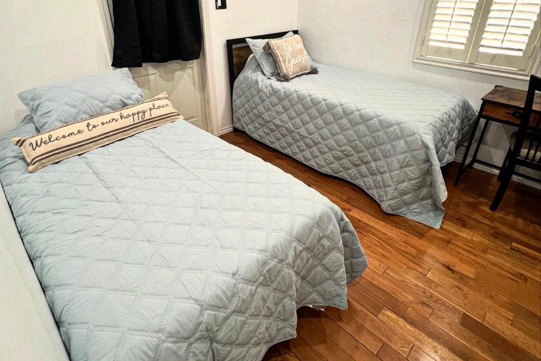 Photo of Bedroom in Del Aire