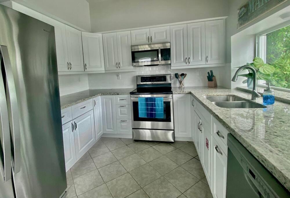 Photo of Kitchen in Marathon