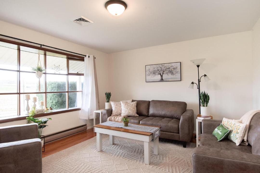 Photo of Livingroom in Millerstown