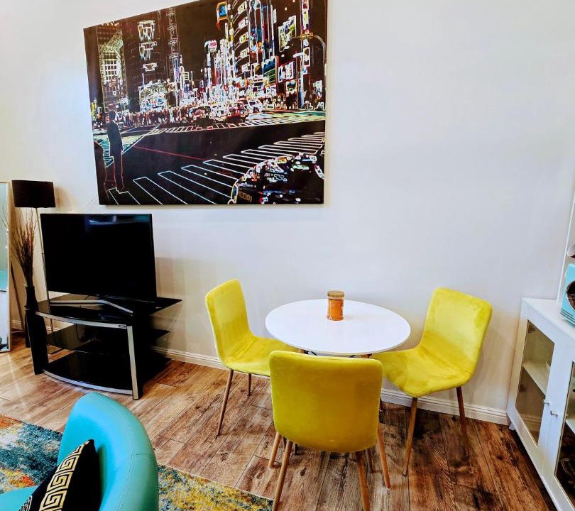 Photo of Livingroom in Reseda