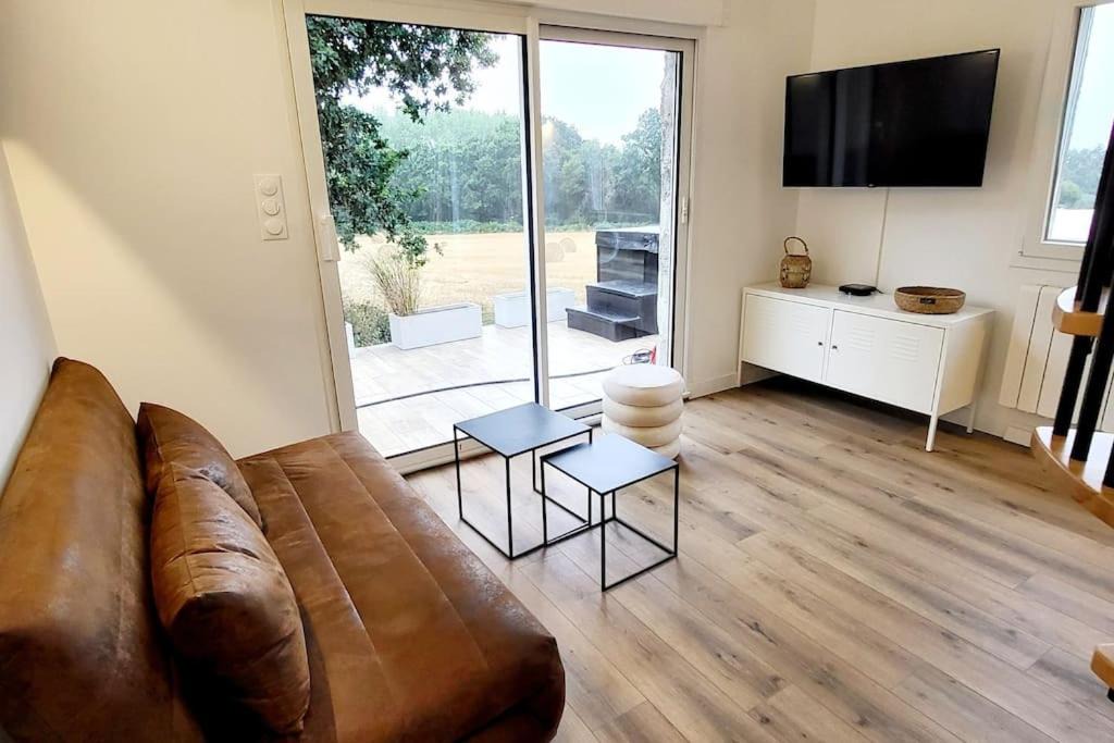 Photo of Livingroom in Ploufragan
