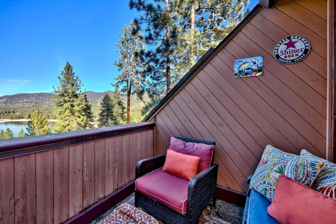 Photo of Patio Balcony in Zephyr Cove