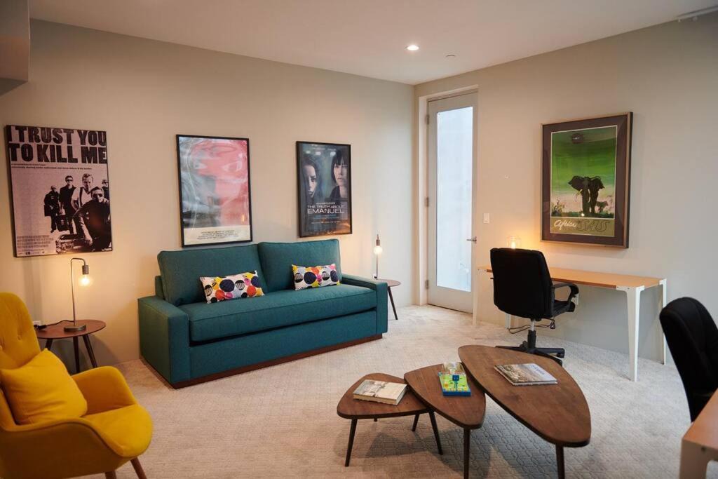 Photo of Livingroom in Norma Triangle