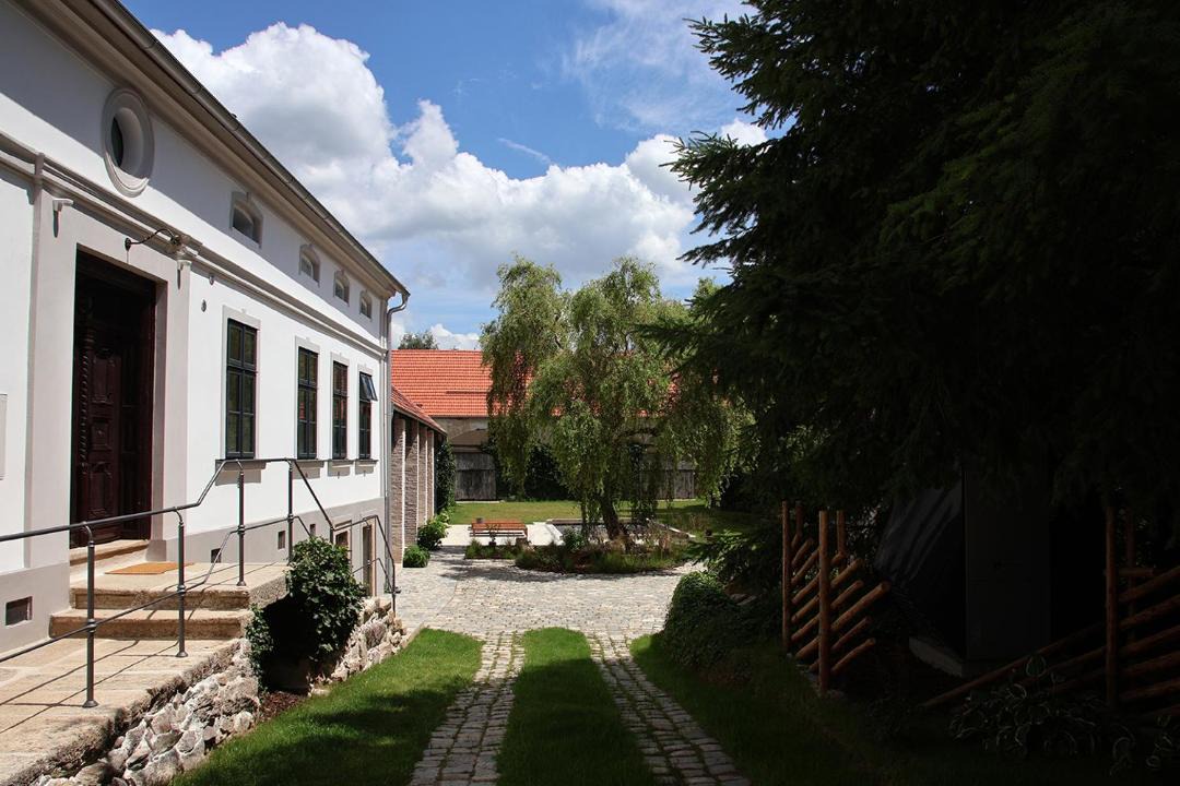 Photo of Buildings in Stare Sedlo