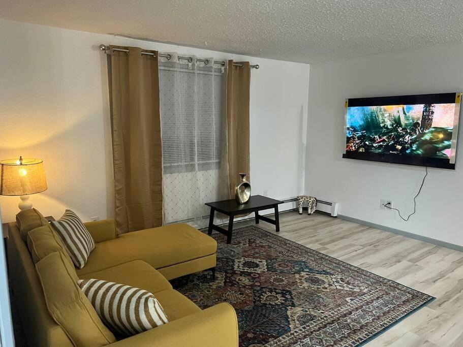 Photo of Livingroom in Fairview